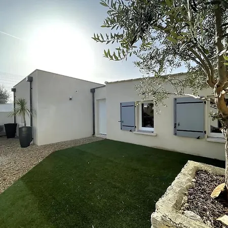 Charmante Maison Avec Piscine Villa Garons