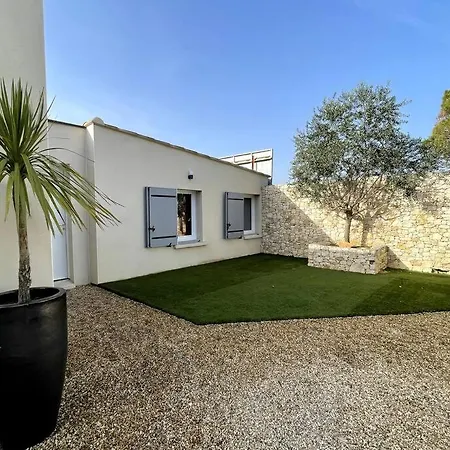 Charmante Maison Avec Piscine Villa